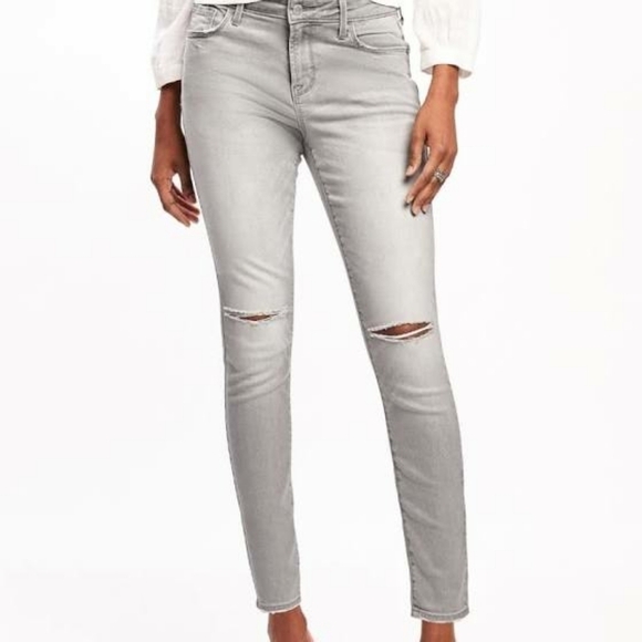 Distressed Gray Mid Rise Rockstar Stretchy Jeans - Picture 1 of 7